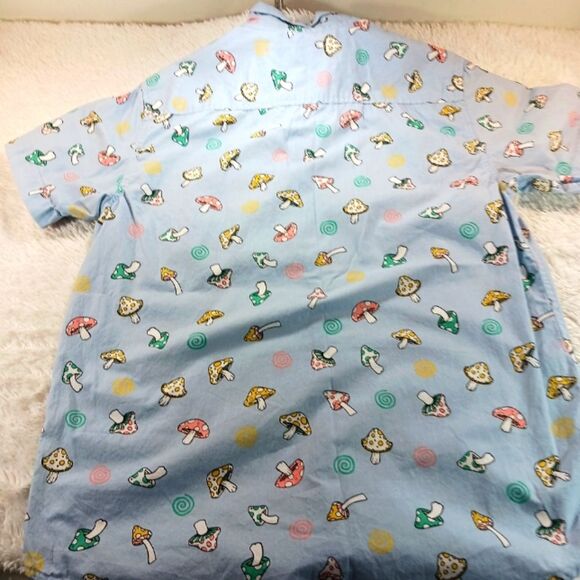 Eighty Eight Men's Short-Sleeve Button-Down Shirt Colorful Mushroom Print Large - Picture 11 of 11